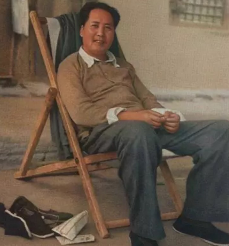 我一口气写完3篇高考作文，才发现读《毛选》有多么重要