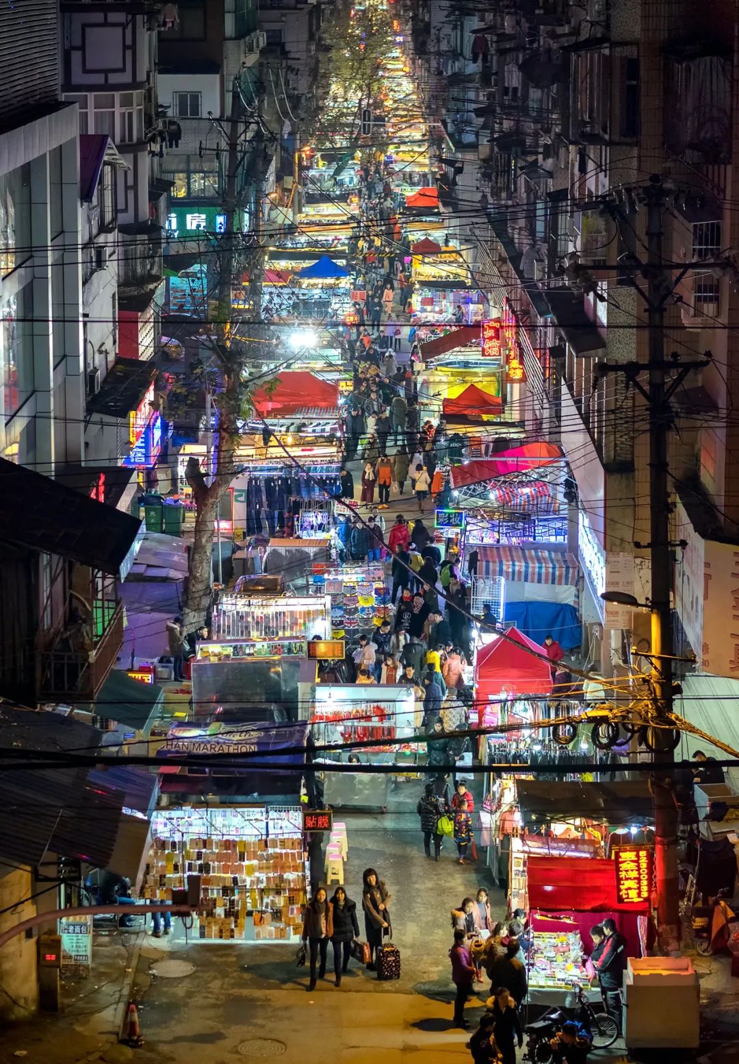 关于吃夜市的说说夏天吃夜市的说说