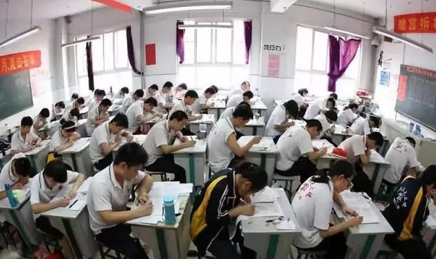 收到大学录取通知，却不去报到的学生，会有什么后果你知道吗？