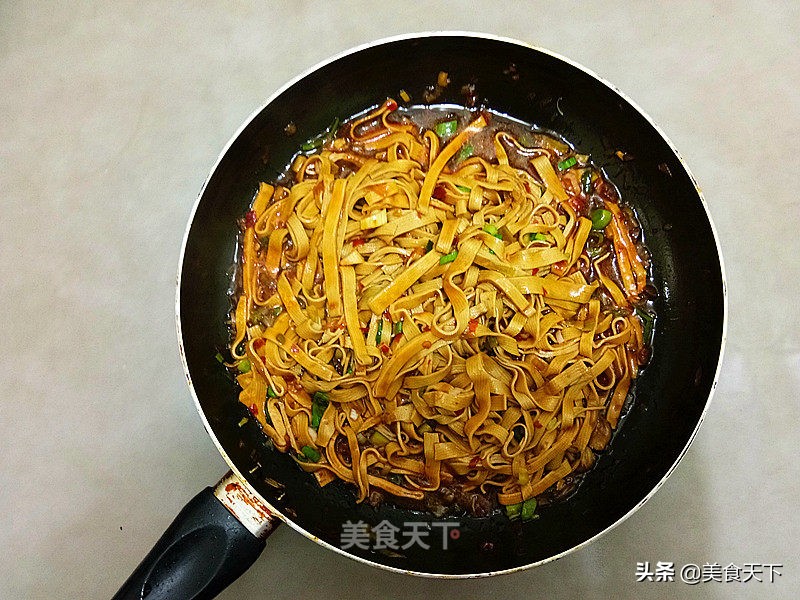 成本便宜，做法简单，豆皮的殿堂级做法
