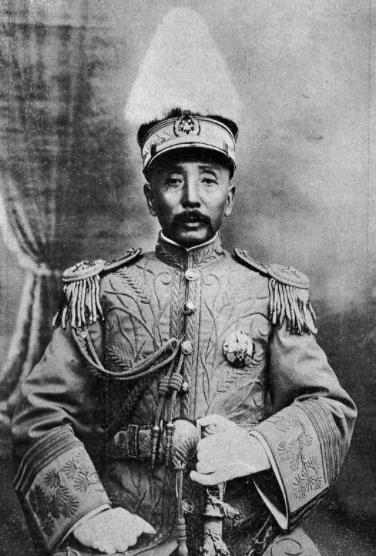 清廷“大内高手”武功有多高？许世友上门切磋武艺，能够躲避枪子