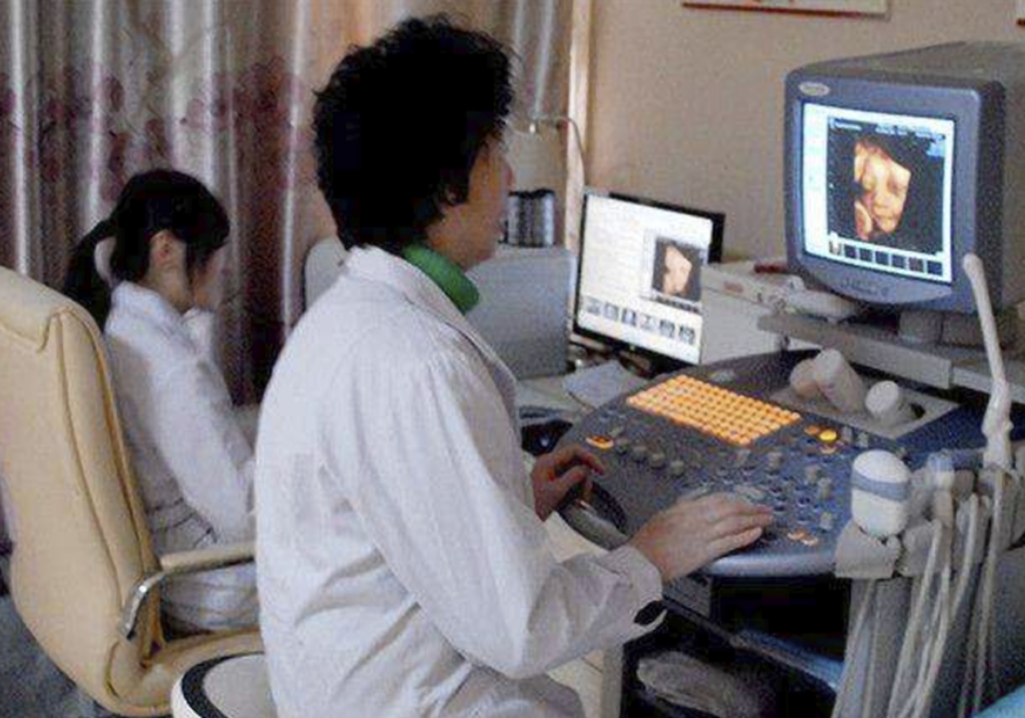 待产生娃选公立医院还是私立医院？妇产大夫建议很实诚，值得采纳