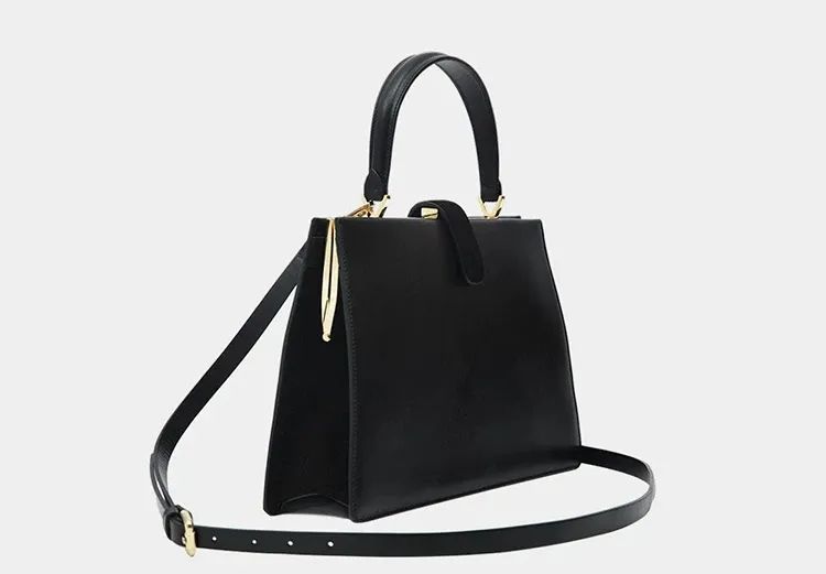 凭什么她被称为最美女律师？