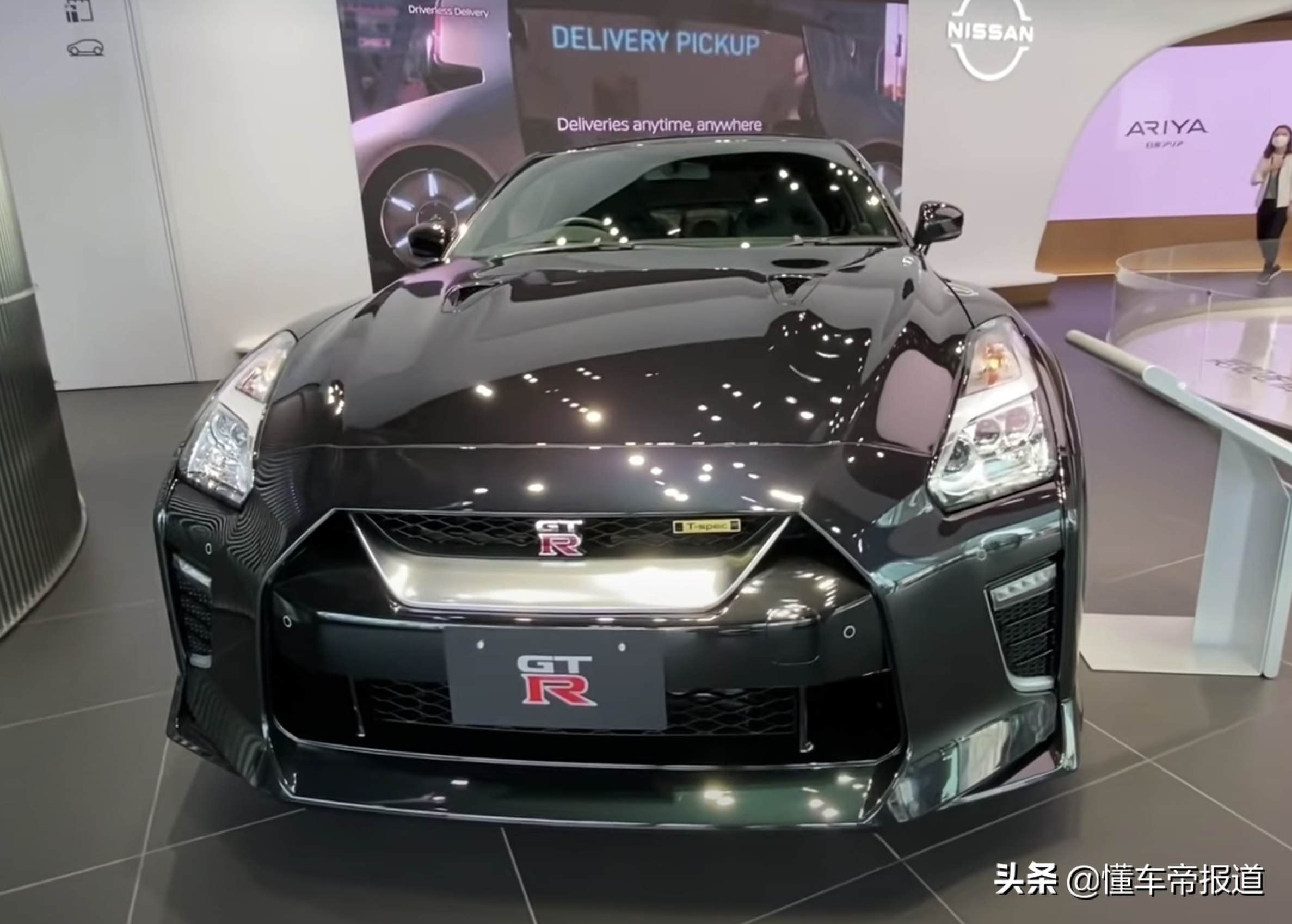 新车 </p><p>　　 约人民币64万起售，日产新款GT-R实车发布，保时捷911劲敌