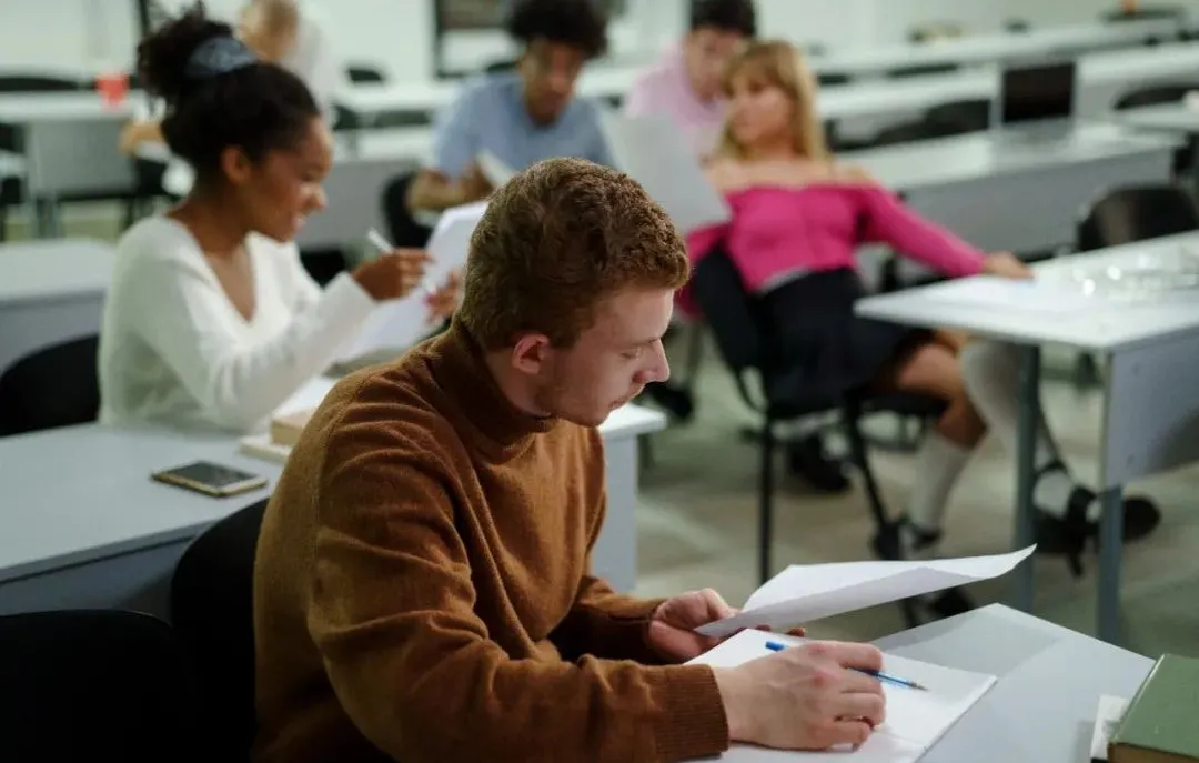 我觉得自己讲课烂透了，学生却说：老师，我庆幸选了你的课