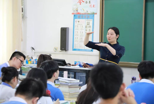 高考为啥不能用统一试卷，确保“公平”岂不更好？事实并非如此