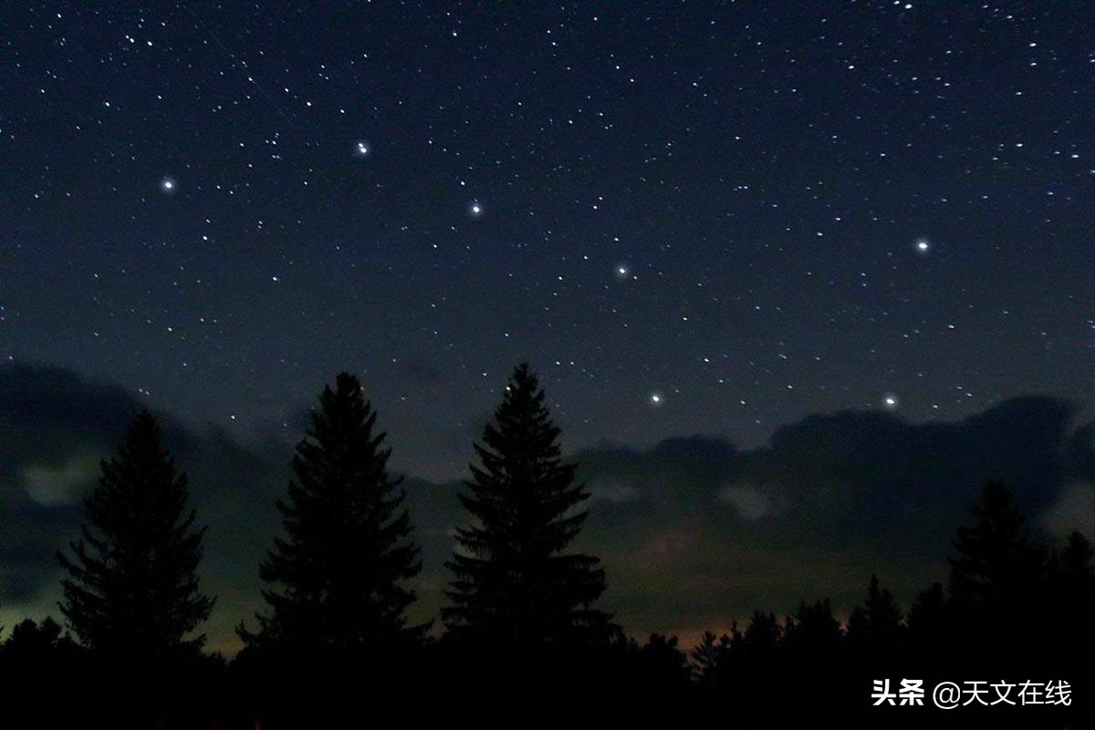 北斗七星的形状(夏季北斗七星的形状) - 泉兴百科