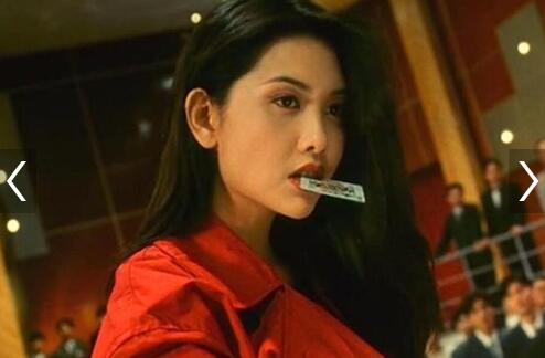 曾做著名导演10年“情人”，后嫁入豪门生3娃，今51岁成人生赢家