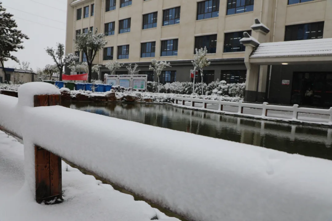 初雪中的开元学校,真美