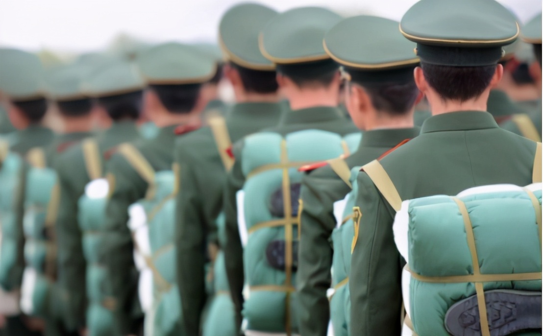 大学生当兵2年，可以拿到多少补助？大学生当兵的好处有哪些？