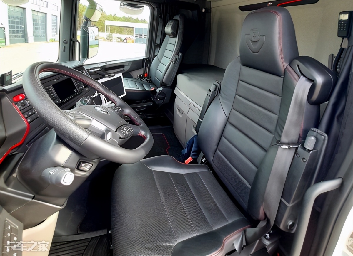 专属内饰更奢华 单层卧铺区域特色明显