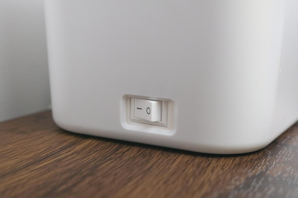 桌面排线凌乱有高招 奥睿科帮你整理 秒变整洁