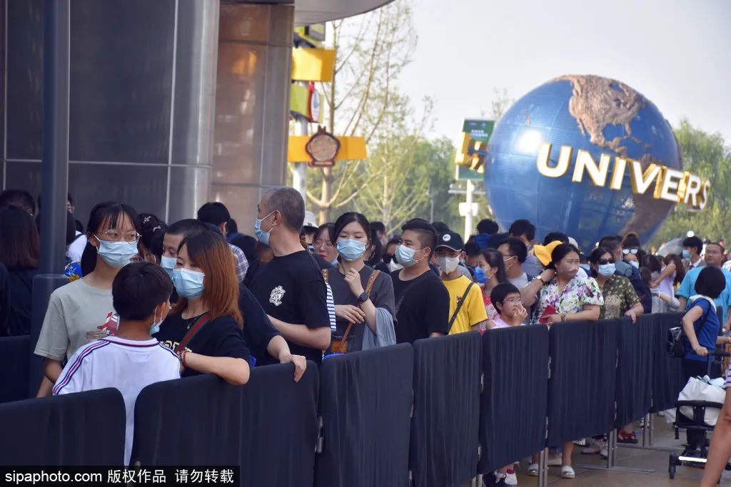 国庆假期未来三天多降雨，北京这些人气火爆的购物地，赶紧安排！