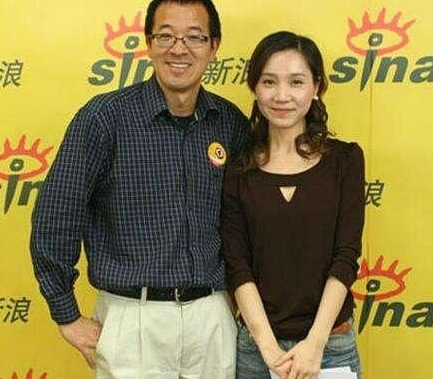 被嘲笑、被抢劫，59岁去直播，