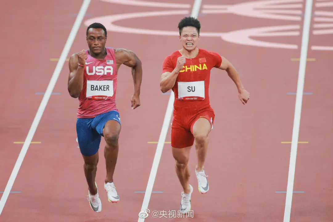 苏炳添百米封神后，“添嫂”曝光，从校服到婚纱的爱情太甜了