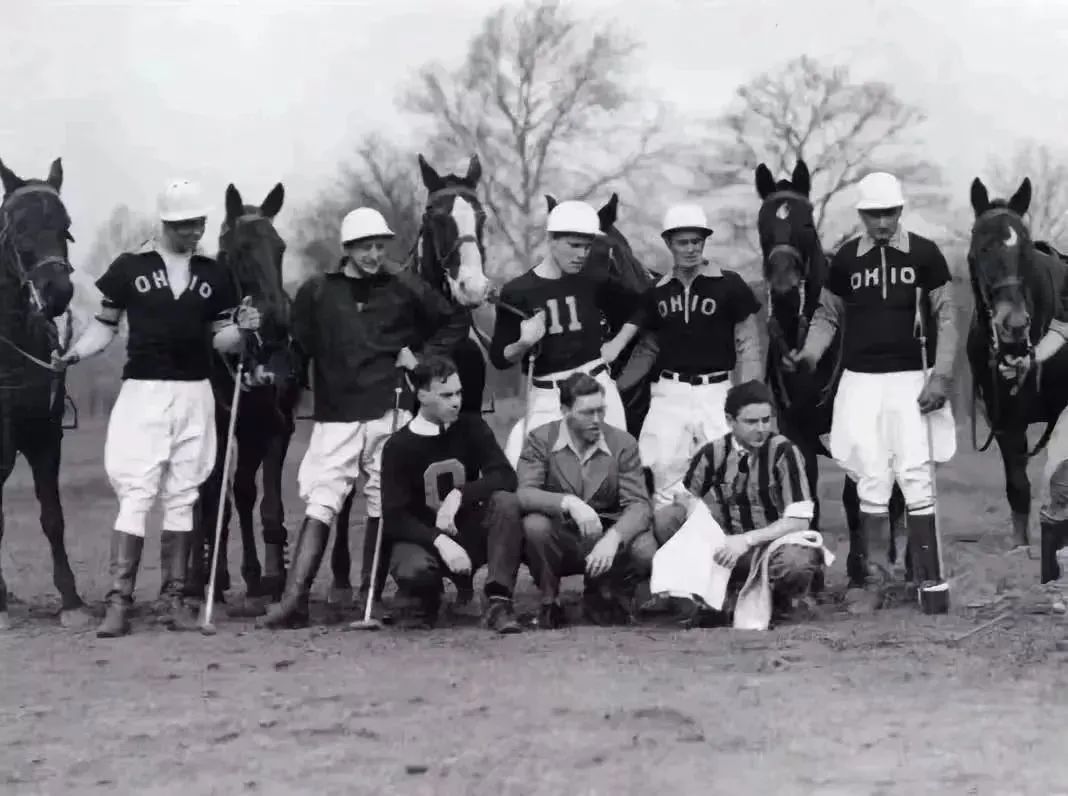 把T恤脫了！換上這件POLO衫，時(shí)髦又好看