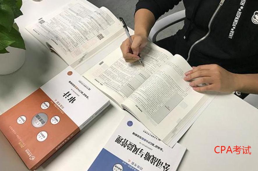 “大专生”到底算不算大学生？学位差距很明显，专科生不淡定了