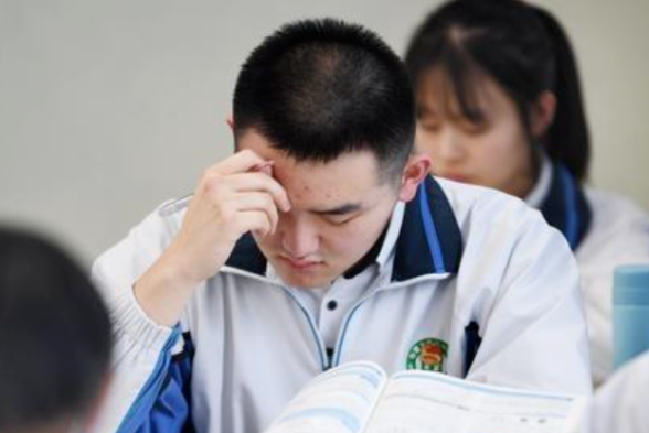 2021高考将迎来“改革”，英语或被淘汰？同时还有一个“坏消息”