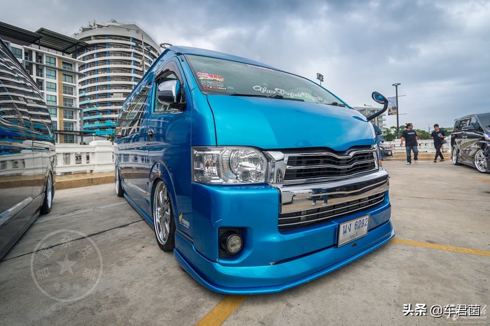 金杯大海狮、海格H5C、蒙派克S和长安尊行看过来，HIACE改装列队