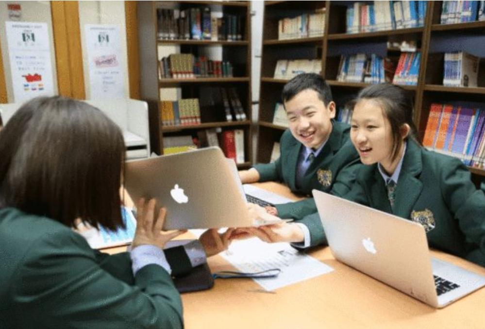 孩子成绩一般，选公办高中好还是民办高中好，希望你没选错