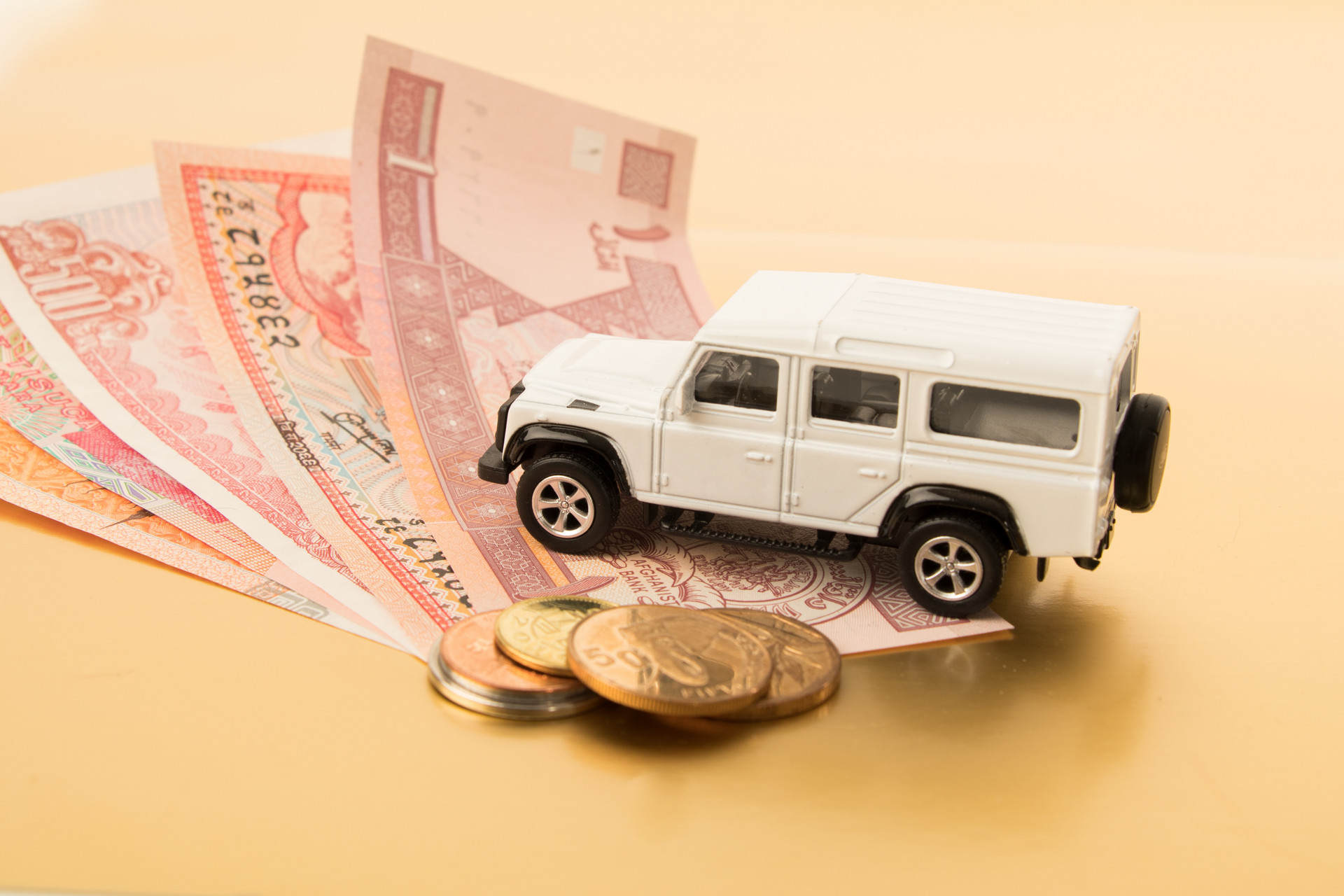 别人找你借钱，不想借怎么办？高情商巧妙应对不得罪人