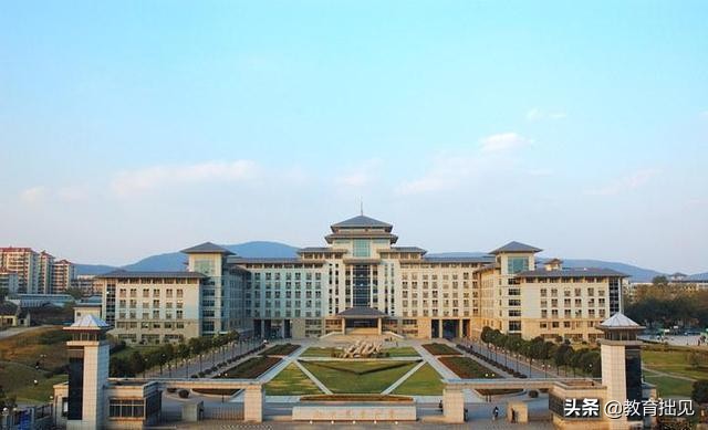 图书情报与档案管理类实力强劲的15所院校，1所双非大学上榜