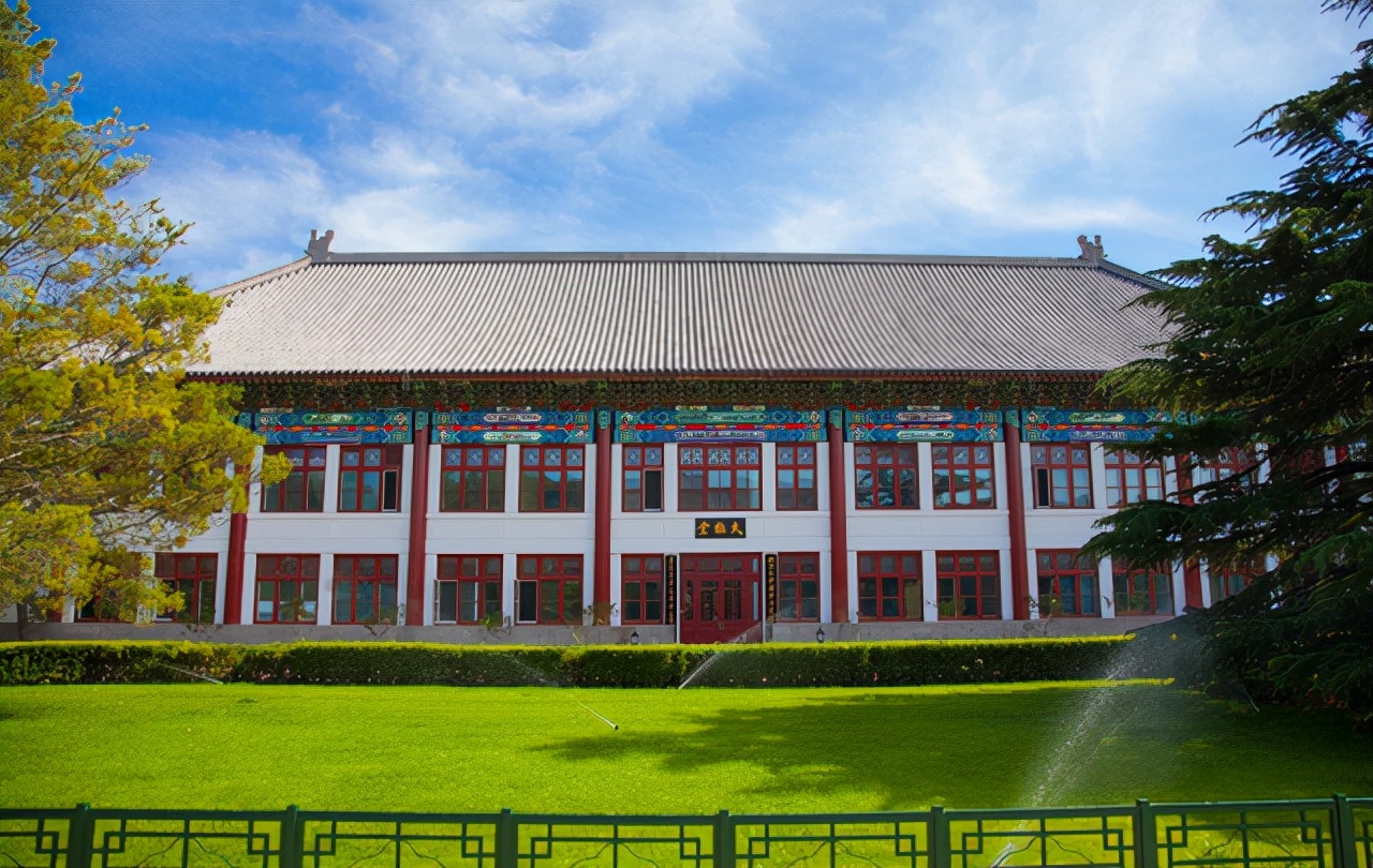 985高校最新排名，清华大学无缘第一，前三甲中出现浙江大学