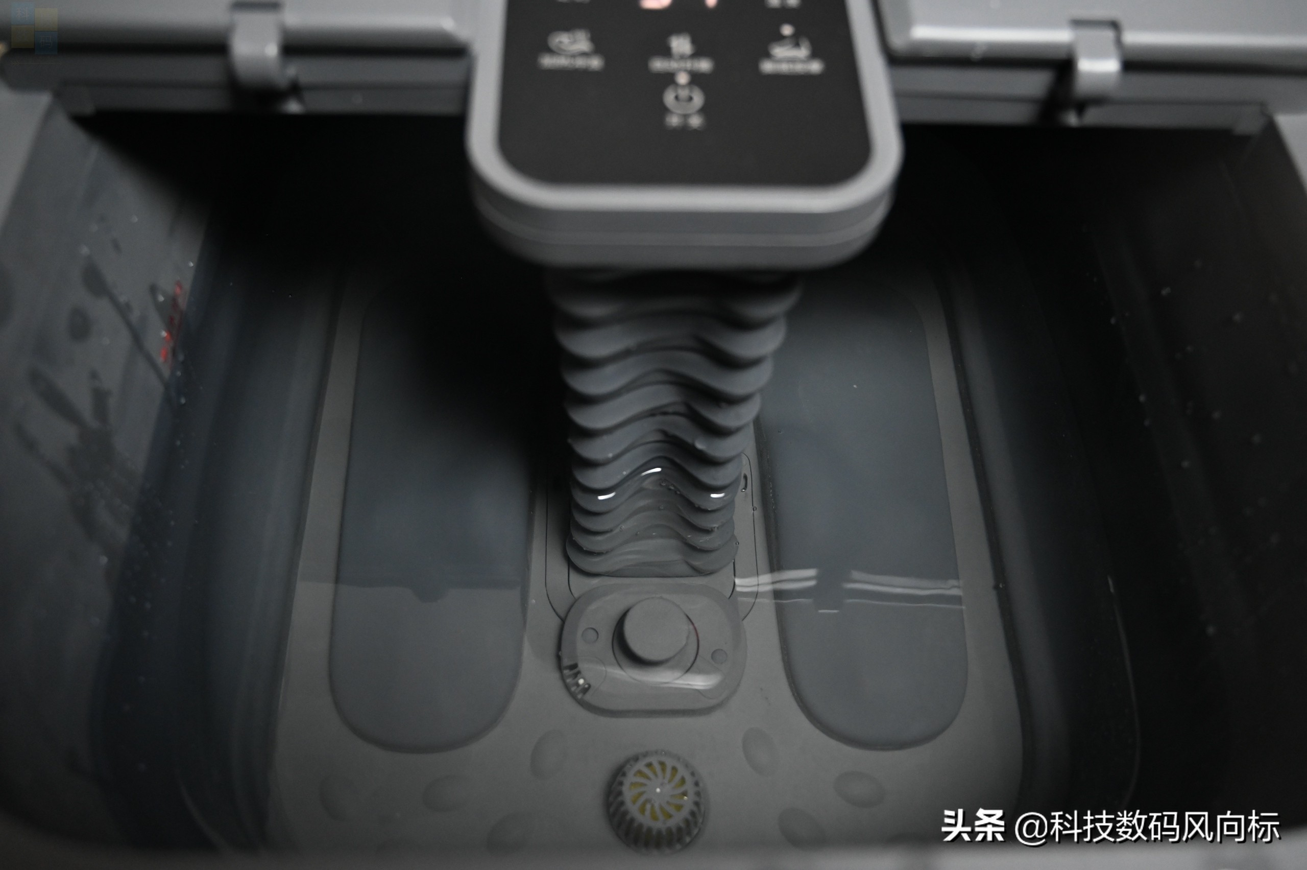 更省地儿足浴器，按摩效果也很好，HITH智能自动折叠足浴器D3体验