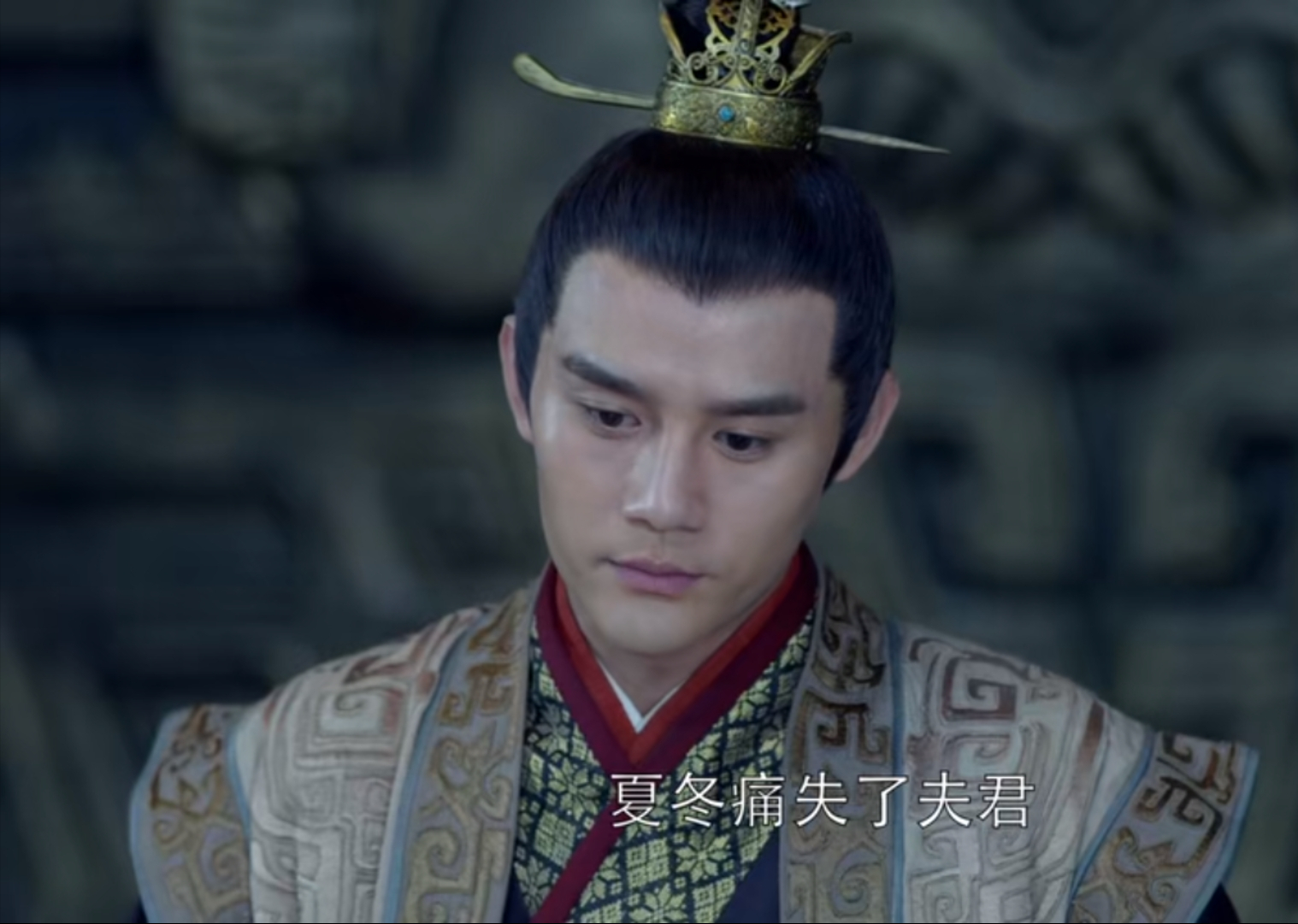 琅琊榜：靖王真像梅长苏所说“愚蠢没脑子”？我们都被这话给骗了