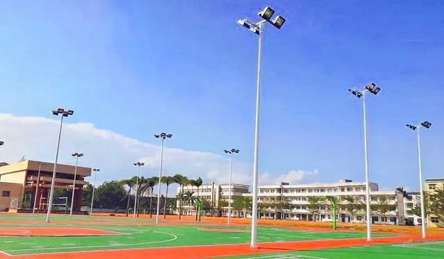 海南省万宁市6所高中，都叫什么名字？