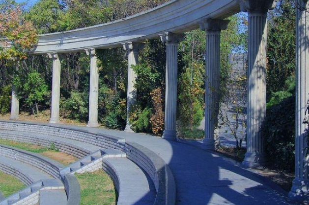 郑州一大学近期热度直线上升，景色不输于北大清华，却好评不多