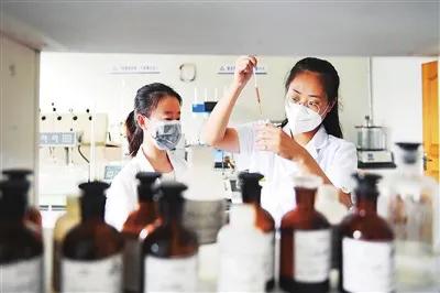 千汇药业，为民健康勇创新！