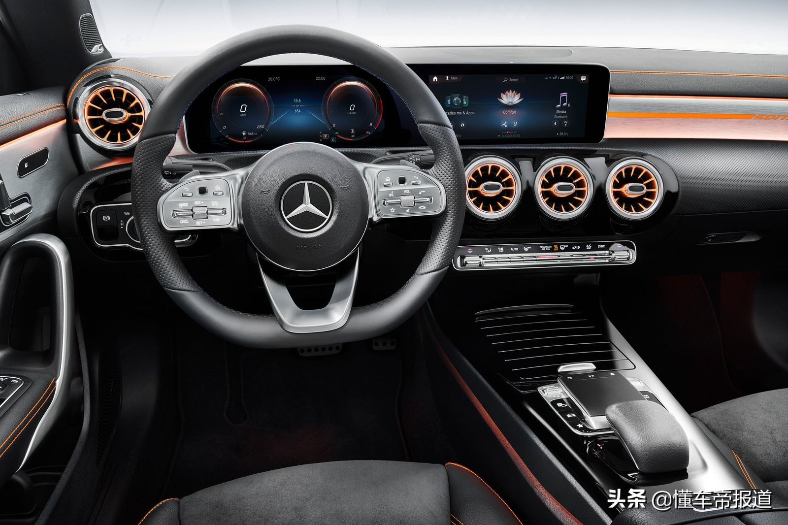 新车 | 奔驰全新CLA四门轿跑车/五门猎跑车上市 售29.98万元起