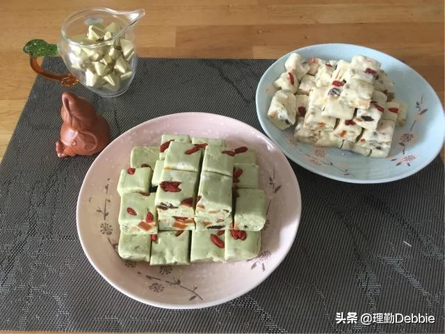 可以教孩子做的牛轧糖,小厨上手快,奶香蜜甜的,早知道就不买了