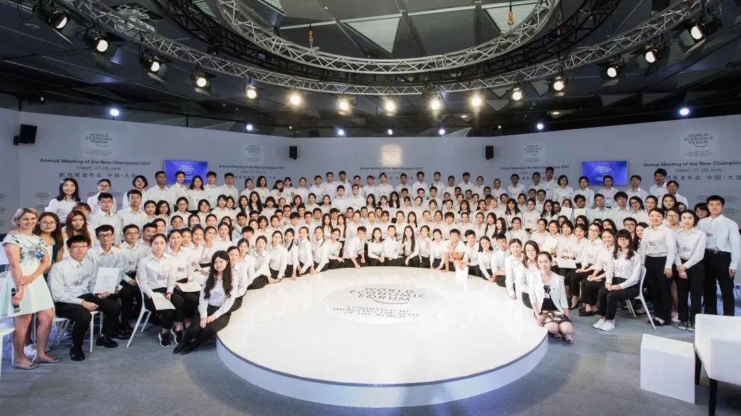 来大外！一起展望前方星辰大海！