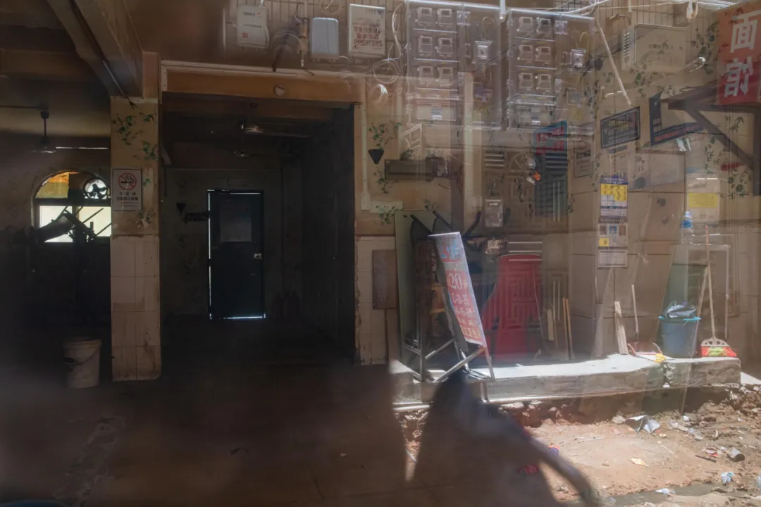 穿女装的“三和大神”