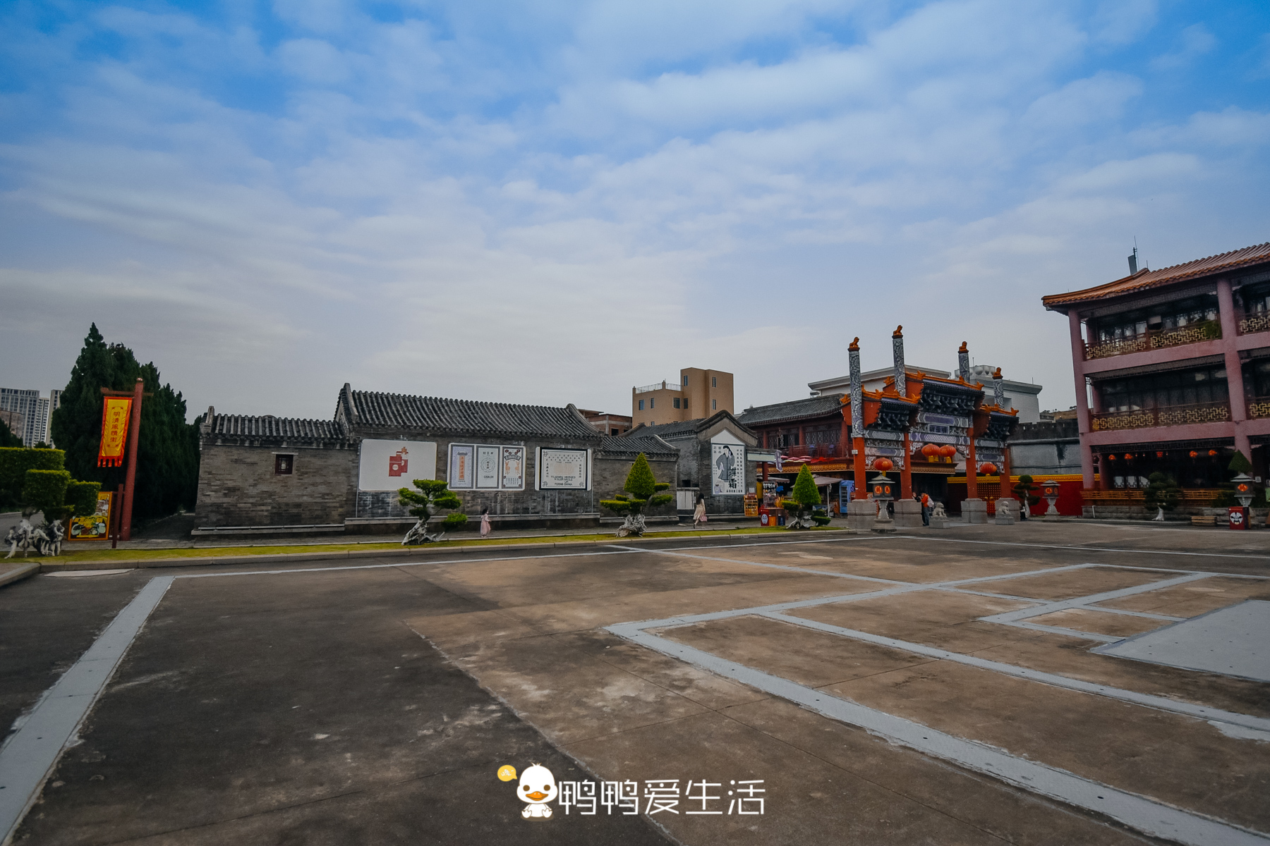免票第一天，坐车近40站来厦门这个影视城，人少仿佛穿越到北京