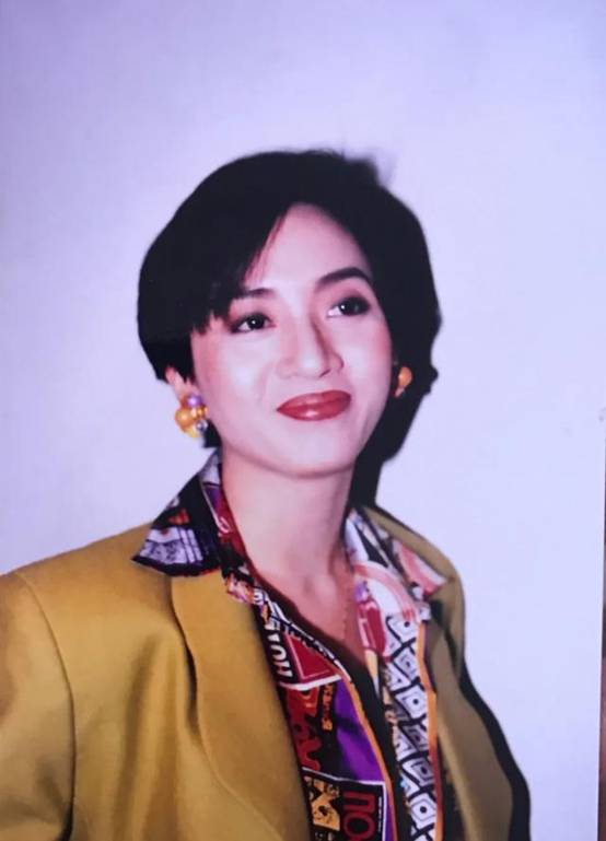 1992年5月4日午夜,黄朗维打梅艳芳一巴掌,第二天被砍成重伤遭灭口
