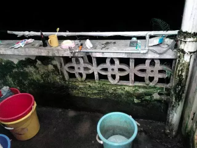 广东最坑爹vs最壕的大学宿舍！你们感受一下，这区别扎心了