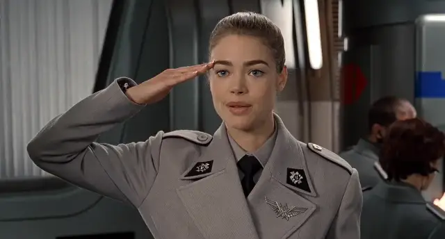 美女 肌霸,记忆中的《星河战队》,你真的看懂了吗?