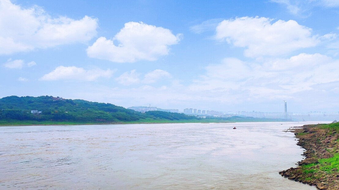 行到水尽处，坐看云起时。你要的人生态度，这三首古诗中都有