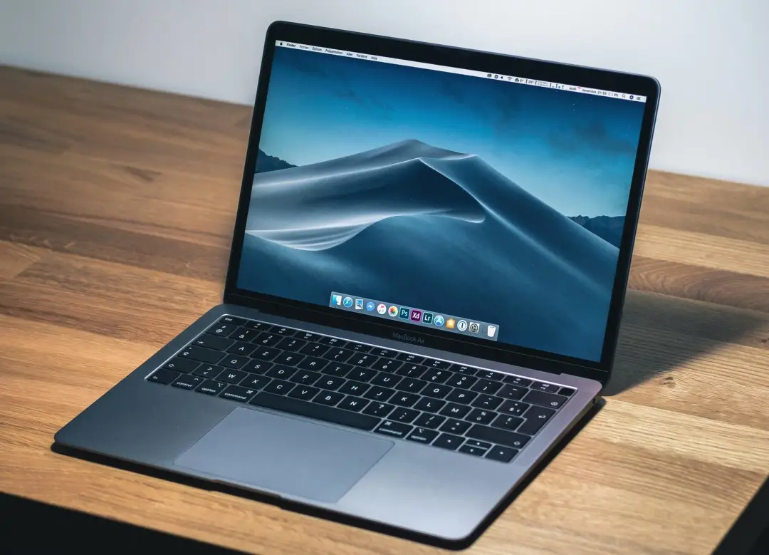 iPhone 13 上的那颗 A15 芯片，是苹果挤的一管「牙膏」？