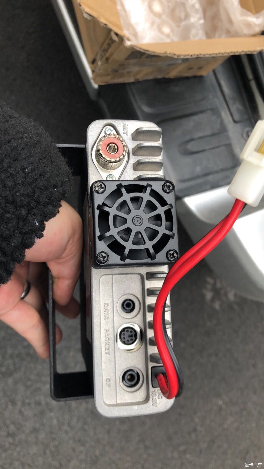 奶爸的自驾“遛娃神器”？丰田FJ酷路泽提车，轻度改装分享