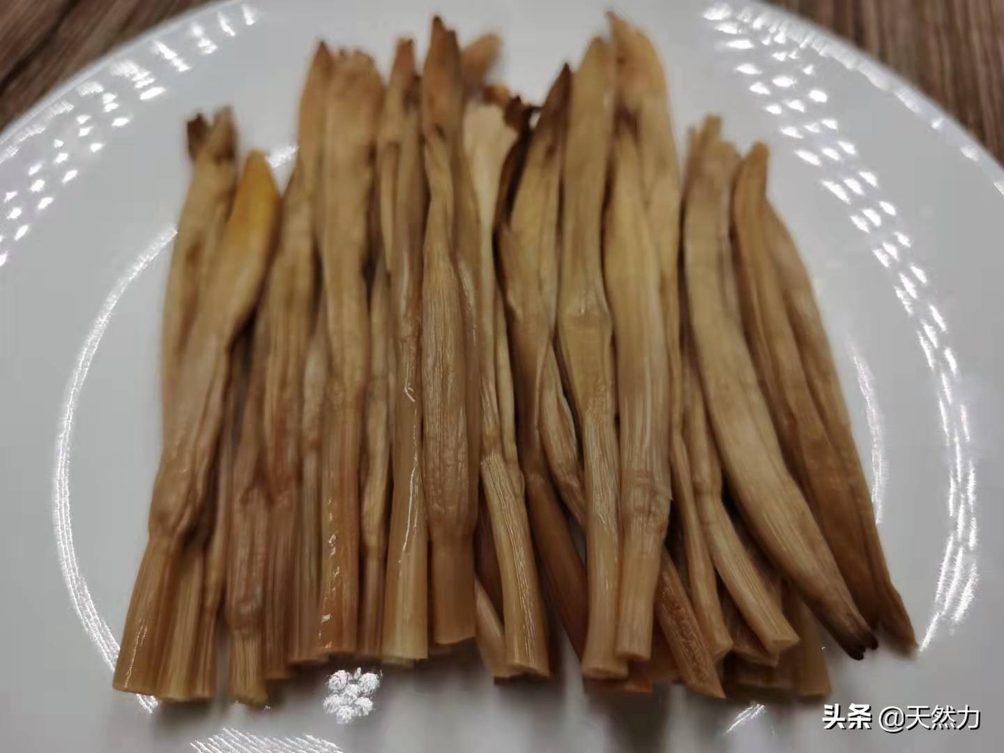 木须肉是传统的经典名菜，做法简单，步骤是关键，看一遍就能学会