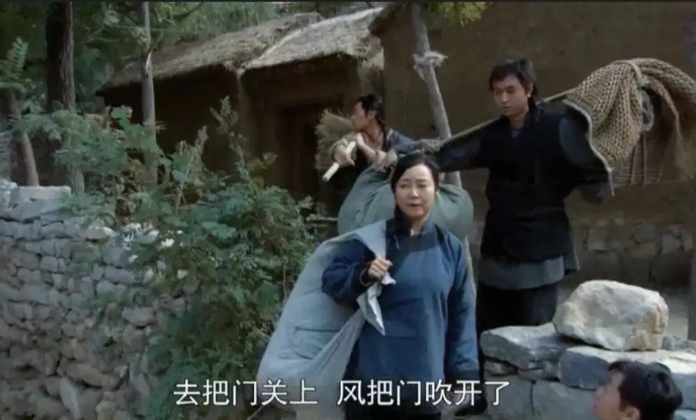 电视剧闯关东剧情简介（闯关东令人费解和细思极恐的几个细节）