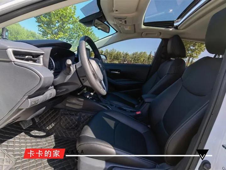 买丰田卡罗拉车都有啥赠品（买丰田卡罗拉送哪些东西）