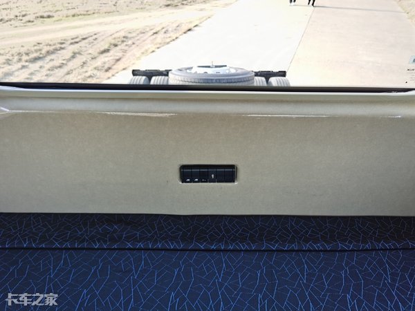 2020款重汽汕德卡牵引车配超高顶驾驶室，售价45万元值吗？