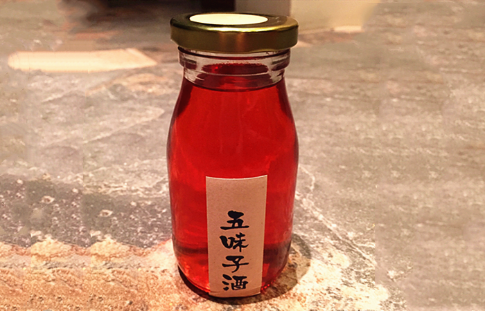 泡果酒、药酒时，应该选择哪种白酒，对度数和香型有什么要求吗？