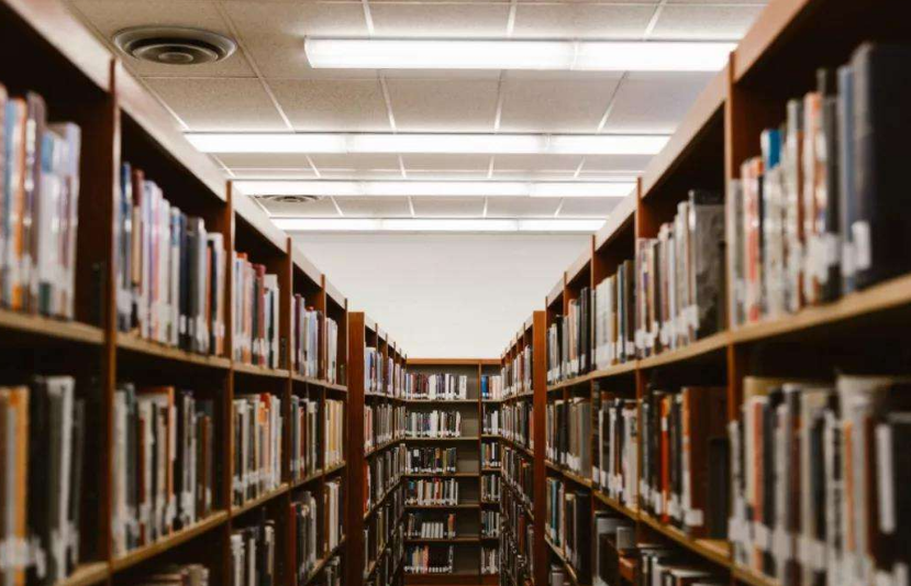 大学期末考试考什么（大学挂科率）