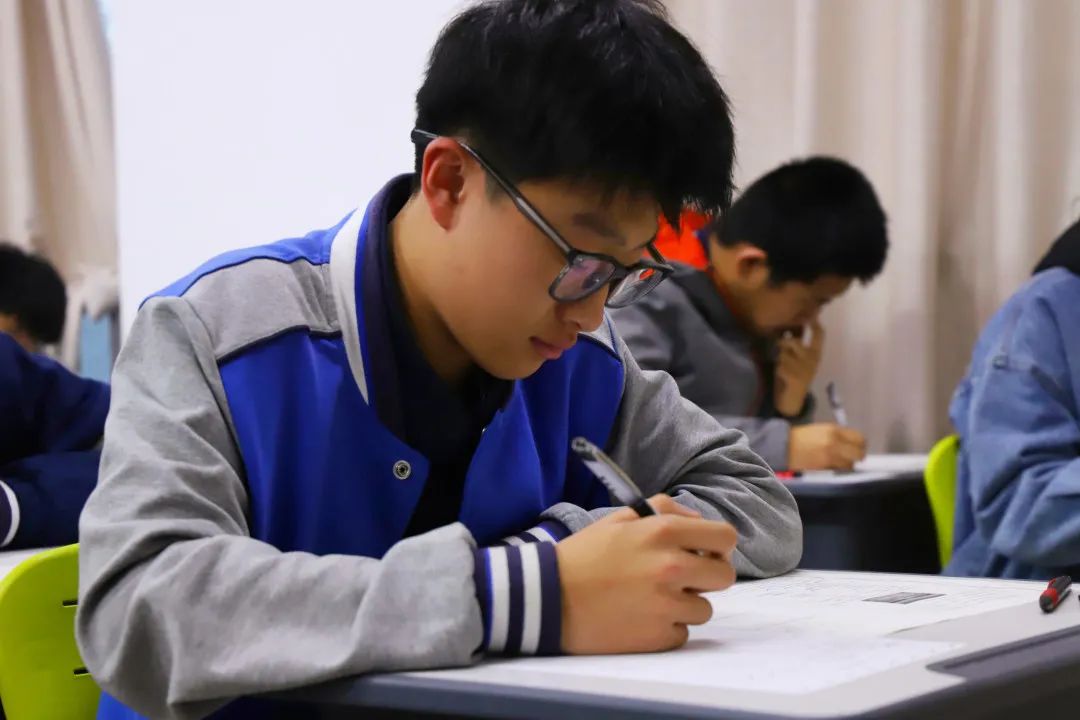 用心耕耘 静待花开——潍坊恒德实验学校期中考试圆满结束